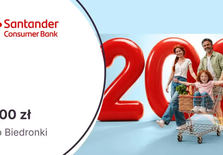 Rodzina cieszy się z 200 zł do Biedronki, które można zdobyć dzięki karcie kredytowej Santander.